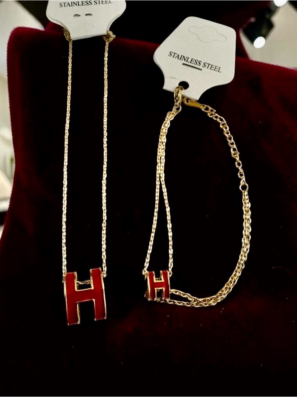 SPECIAL Gold-Tone Necklace with Red Large Pendant